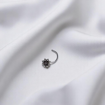 925 Silver Flower Nose Pin