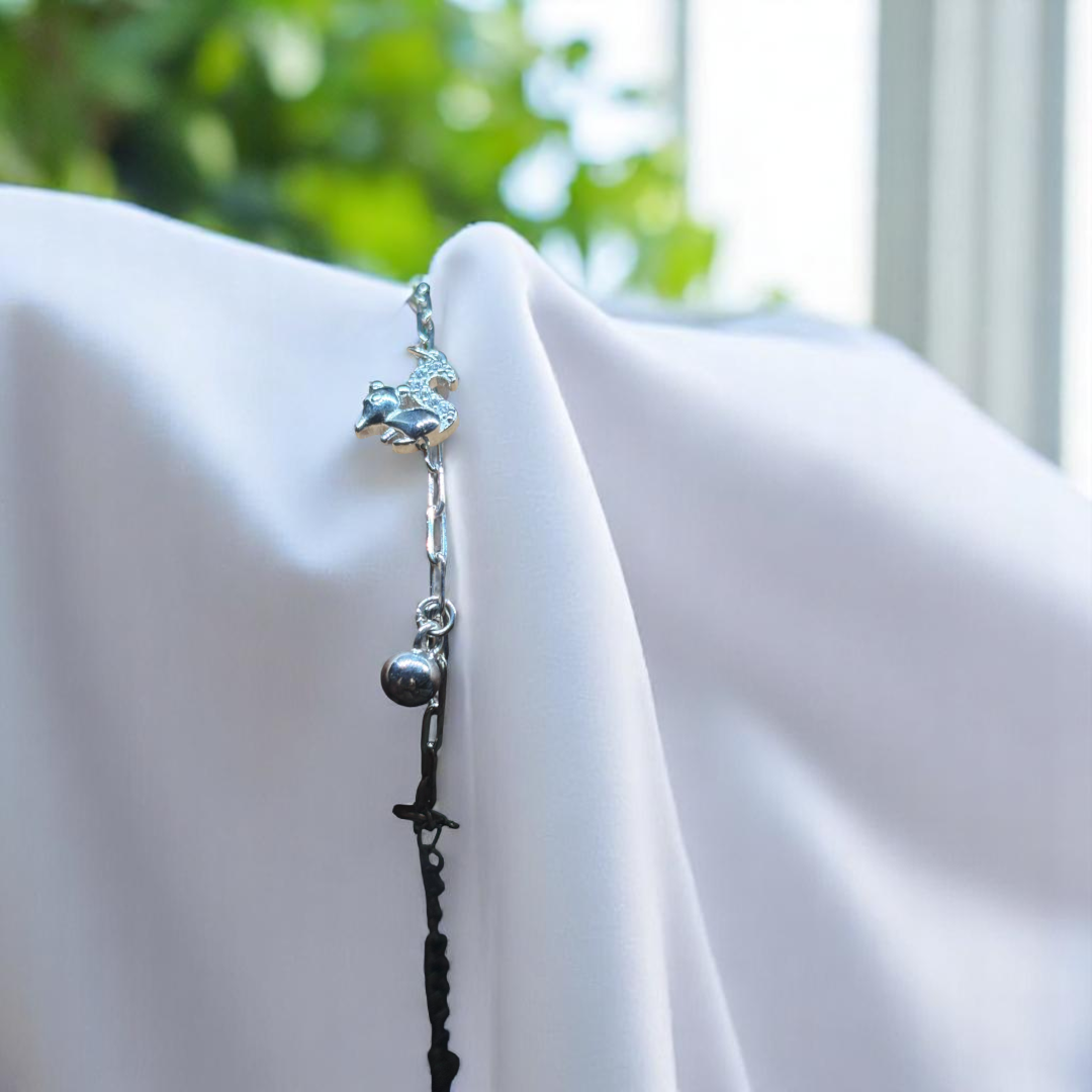 Classic 925 silver bracelet, perfect for adding a touch of sophistication and style to your wrist.