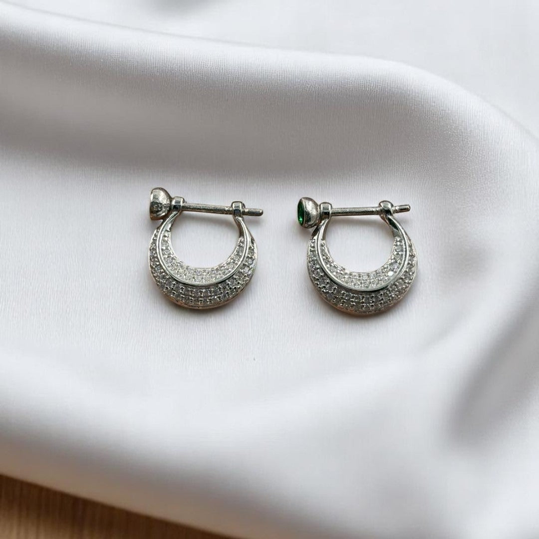 Intricate 925 silver Bangkok Bali earrings with traditional design elements.