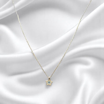 Delicate 925 silver ultra-lightweight heart necklace, designed for effortless elegance and comfort.