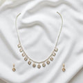 Coordinated 925 silver necklace and earring set, offering a polished and complete look.