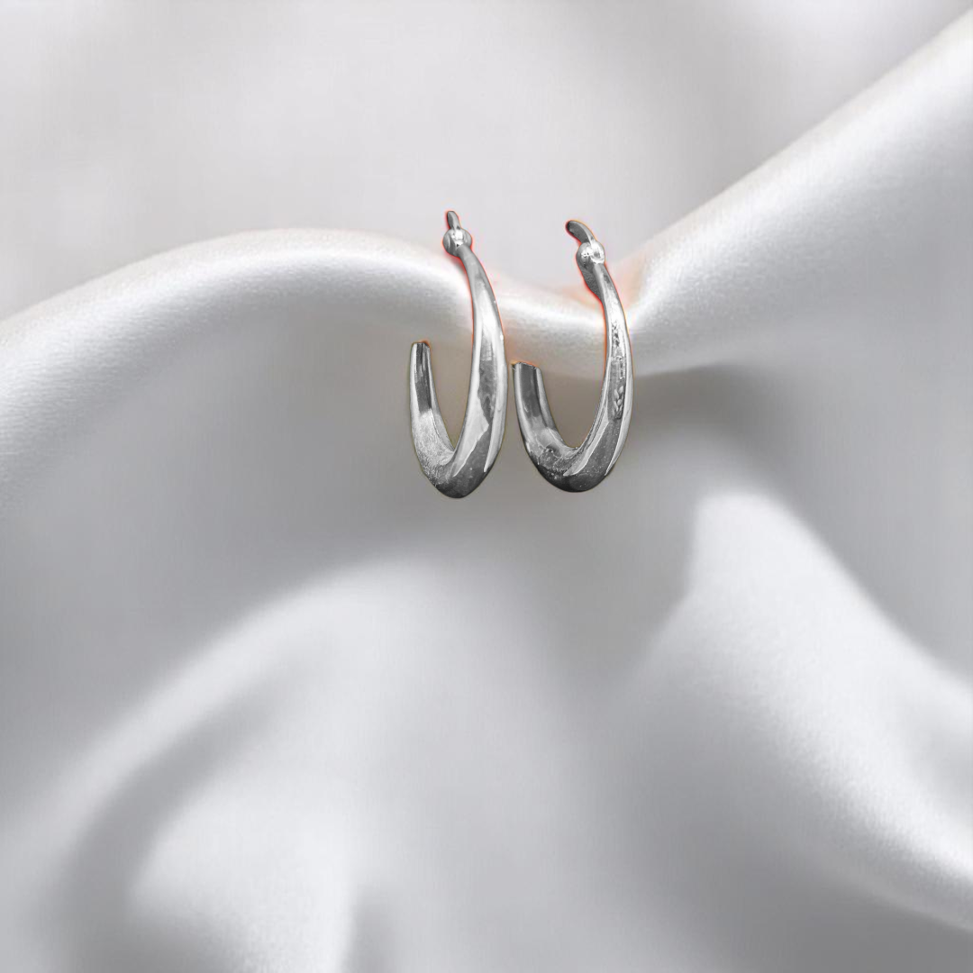 Intricate 925 silver Bangkok Bali earrings with traditional design elements.