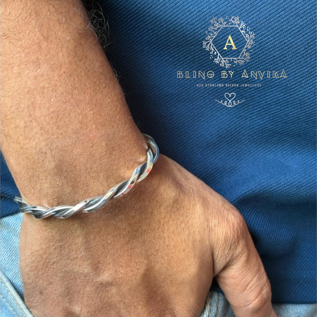 Bold 925 silver men's Kada designed for a strong and stylish look.