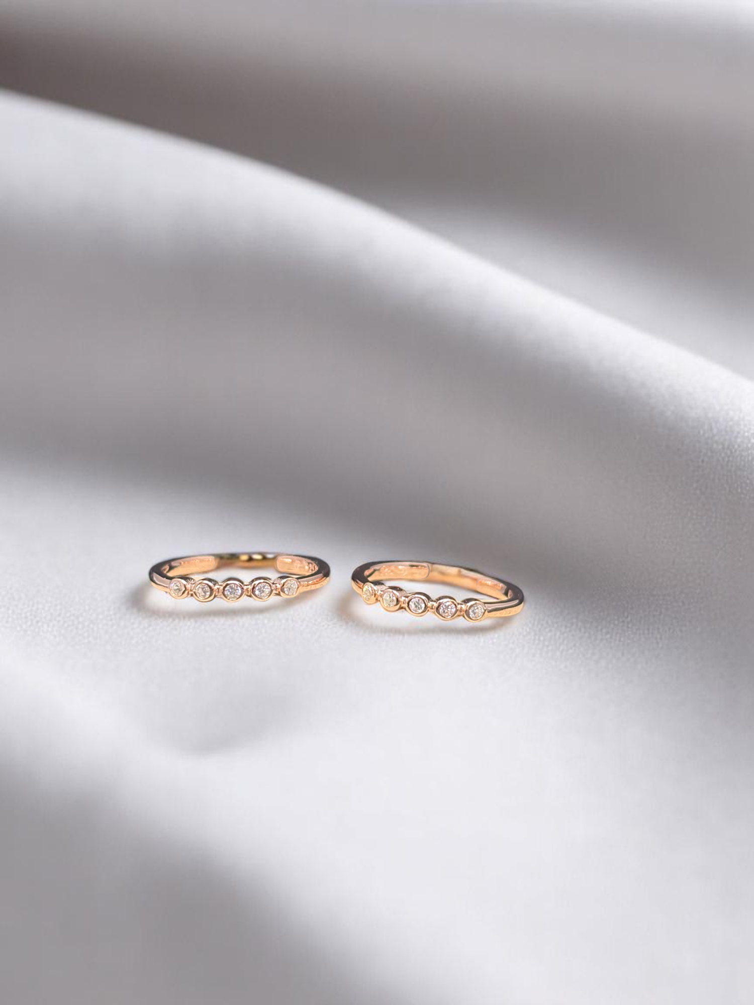 Elegant 925 silver rose gold-plated toe rings, offering a stylish and sophisticated design for your feet.