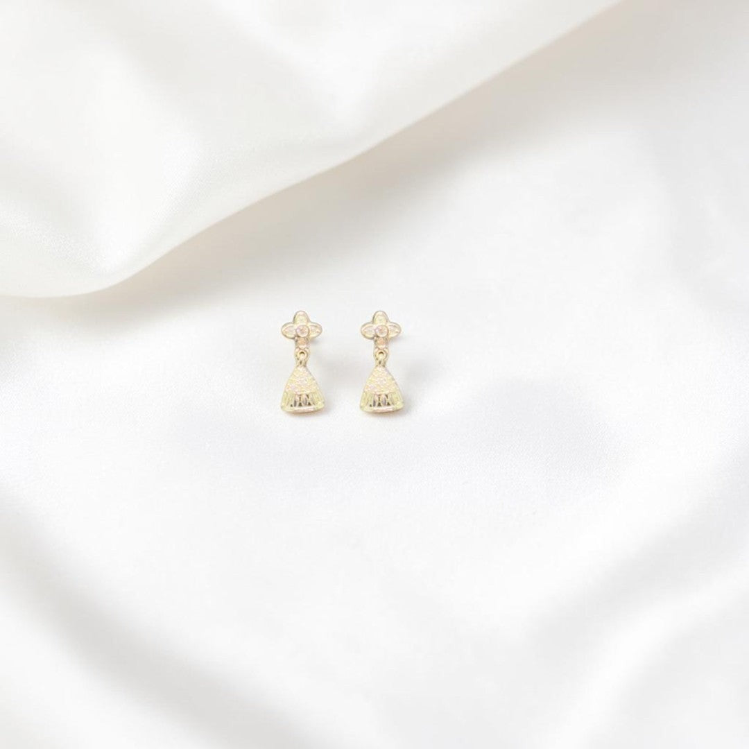 BlingbyAnvika 925 sterling silver jhumka earrings with intricate detailing and a bell-shaped drop.