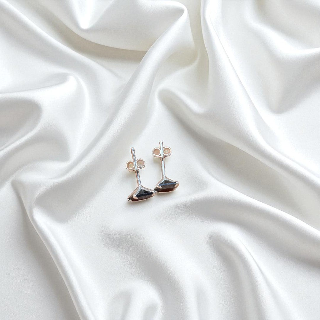 BlingbyAnvika 925 sterling silver square stud earrings with black stones, elegant and versatile for any occasion.