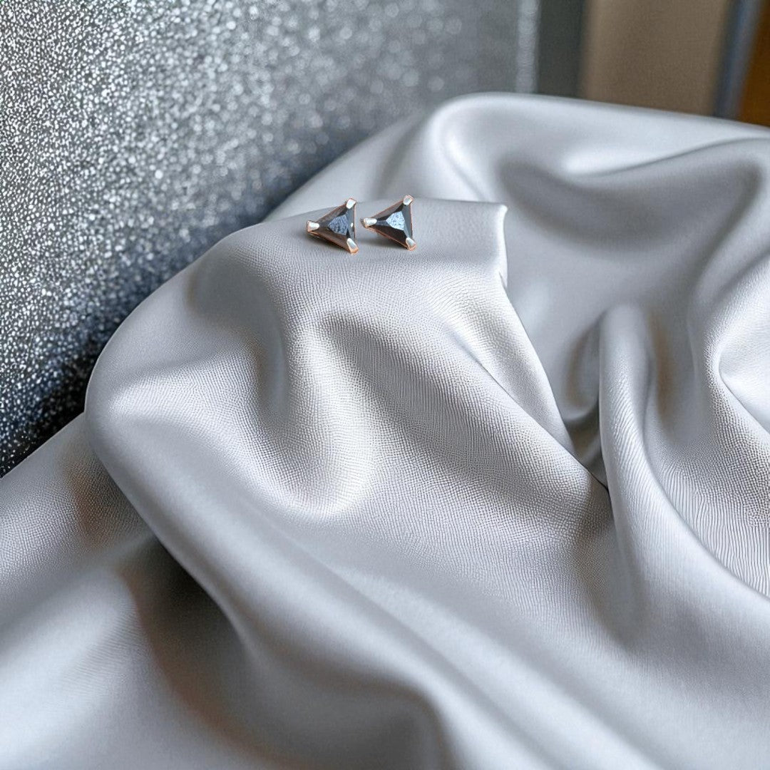 BlingbyAnvika 925 sterling silver triangle studs with black stones, elegant and timeless accessory.