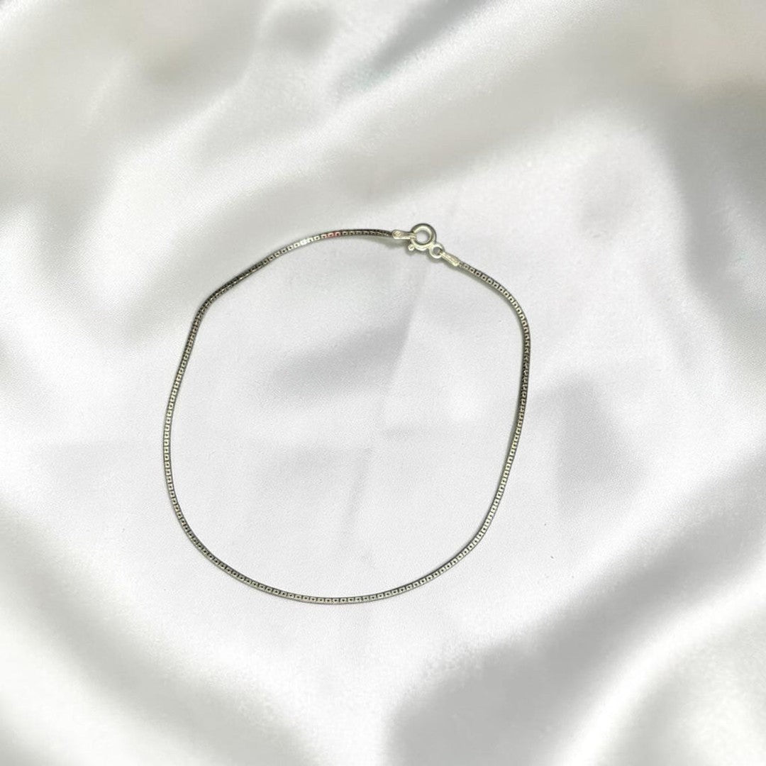 BlingbyAnvika 925 sterling silver delicate snake chain anklet with a secure clasp.