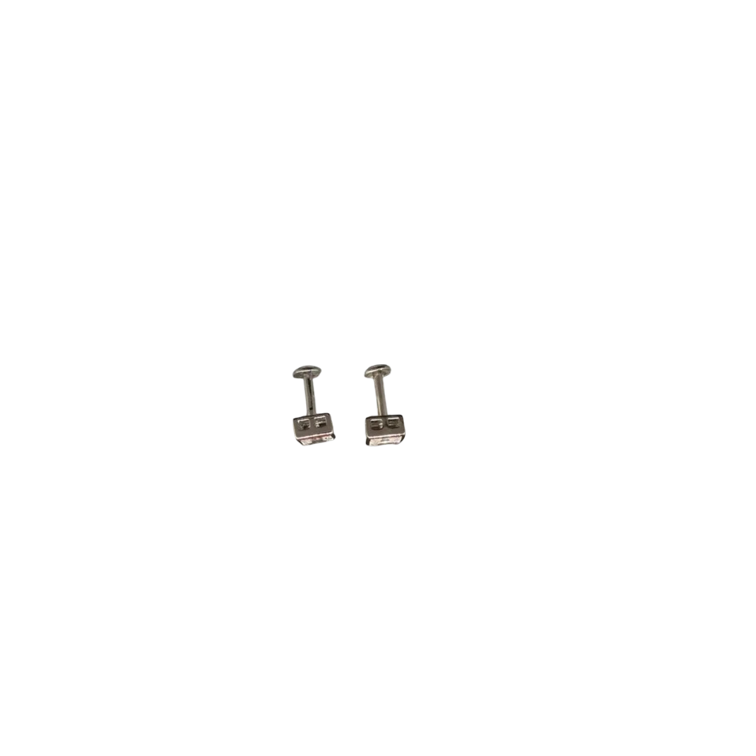 BlingbyAnvika 925 silver square stud earrings with cubic zirconia.