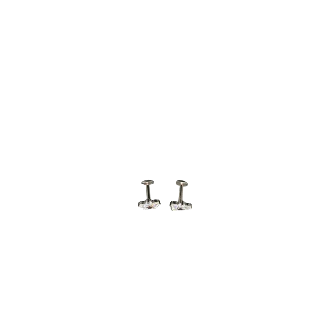 BlingbyAnvika 925 sterling silver star stud earrings with cubic zirconia.